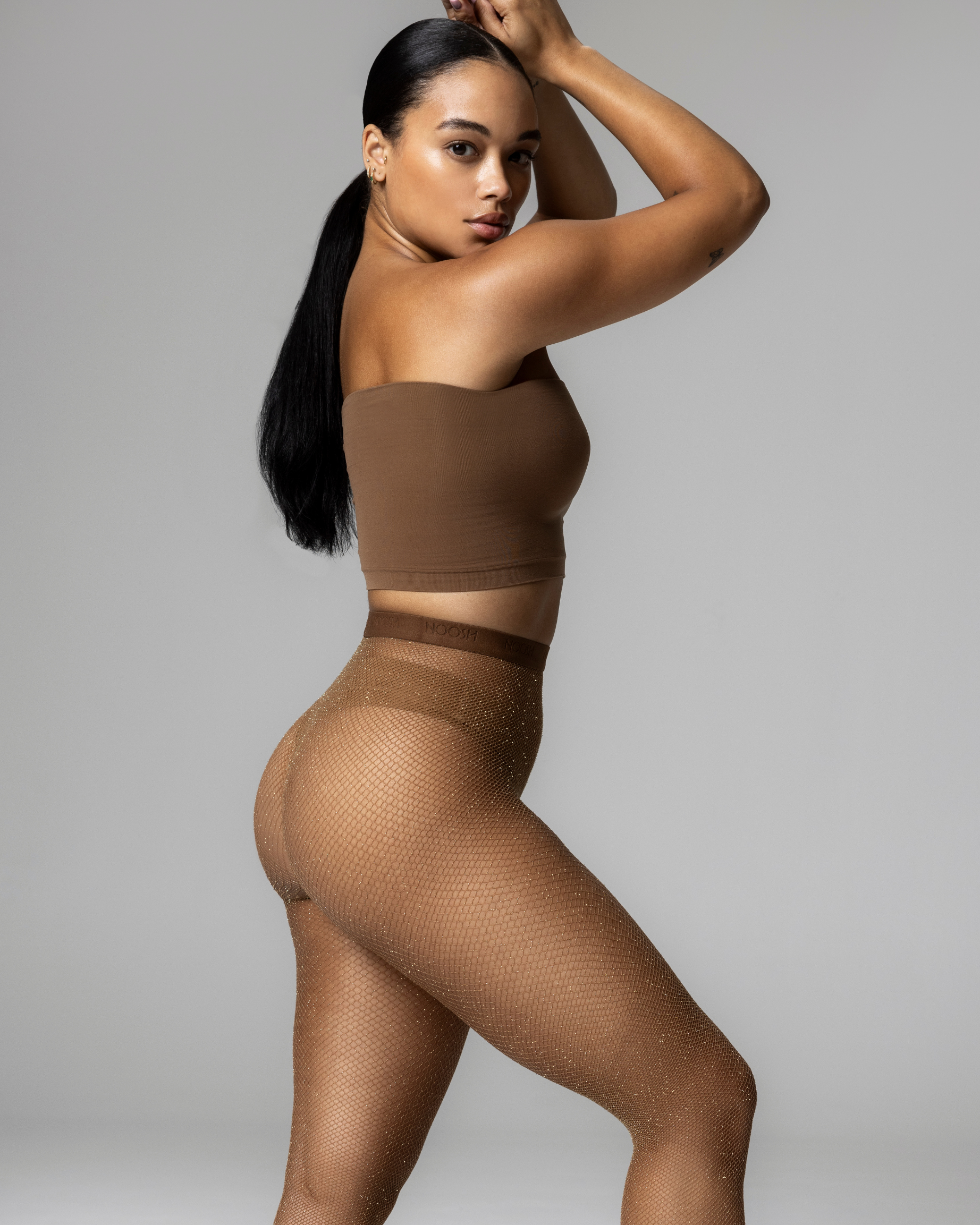 MUSE - NET-PATTERNED SEAMLESS TIGHTS - MICRO FISHNET SHIMMER
