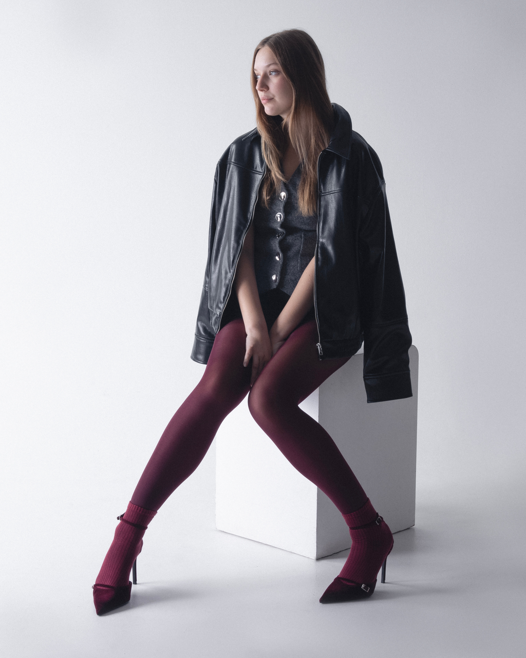 PLAY - FREE HUGGING SEAMLESS TIGHTS - SEMI OPAQUE