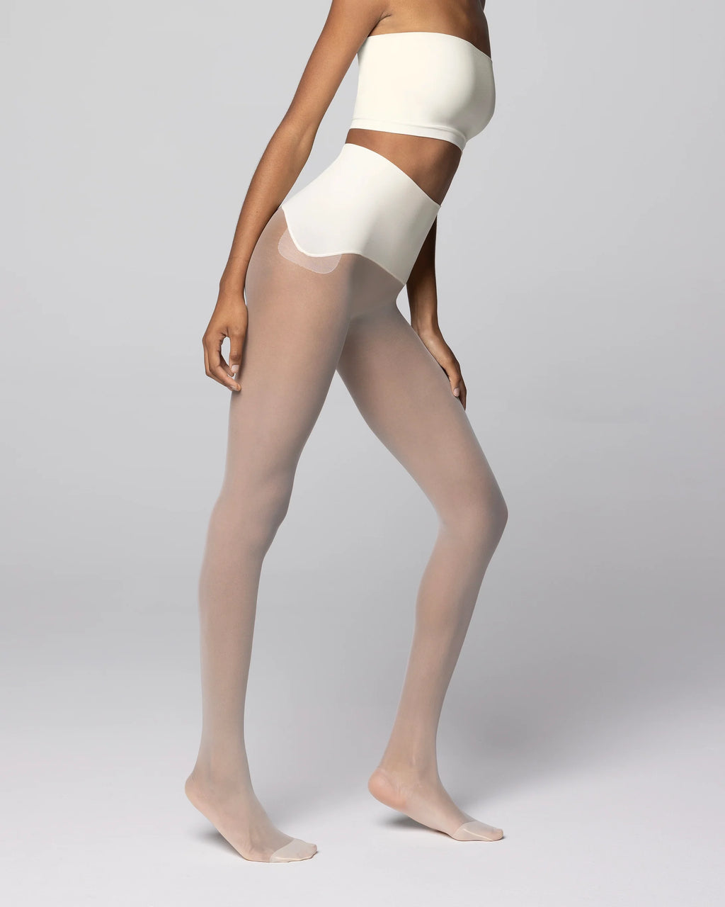PLAY -  FREE HUGGING SEAMLESS TIGHTS - SHEER