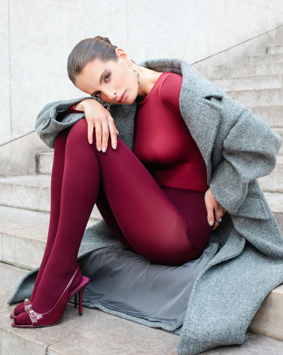 PLAY - FREE HUGGING SEAMLESS TIGHTS - OPAQUE