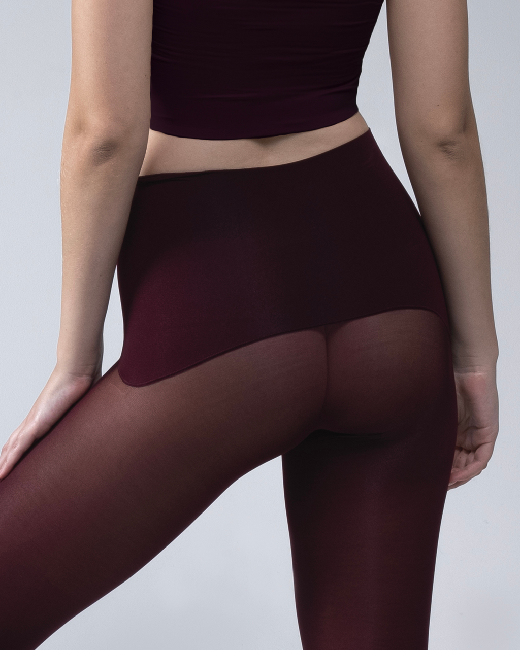 PLAY - FREE HUGGING SEAMLESS TIGHTS - SEMI OPAQUE