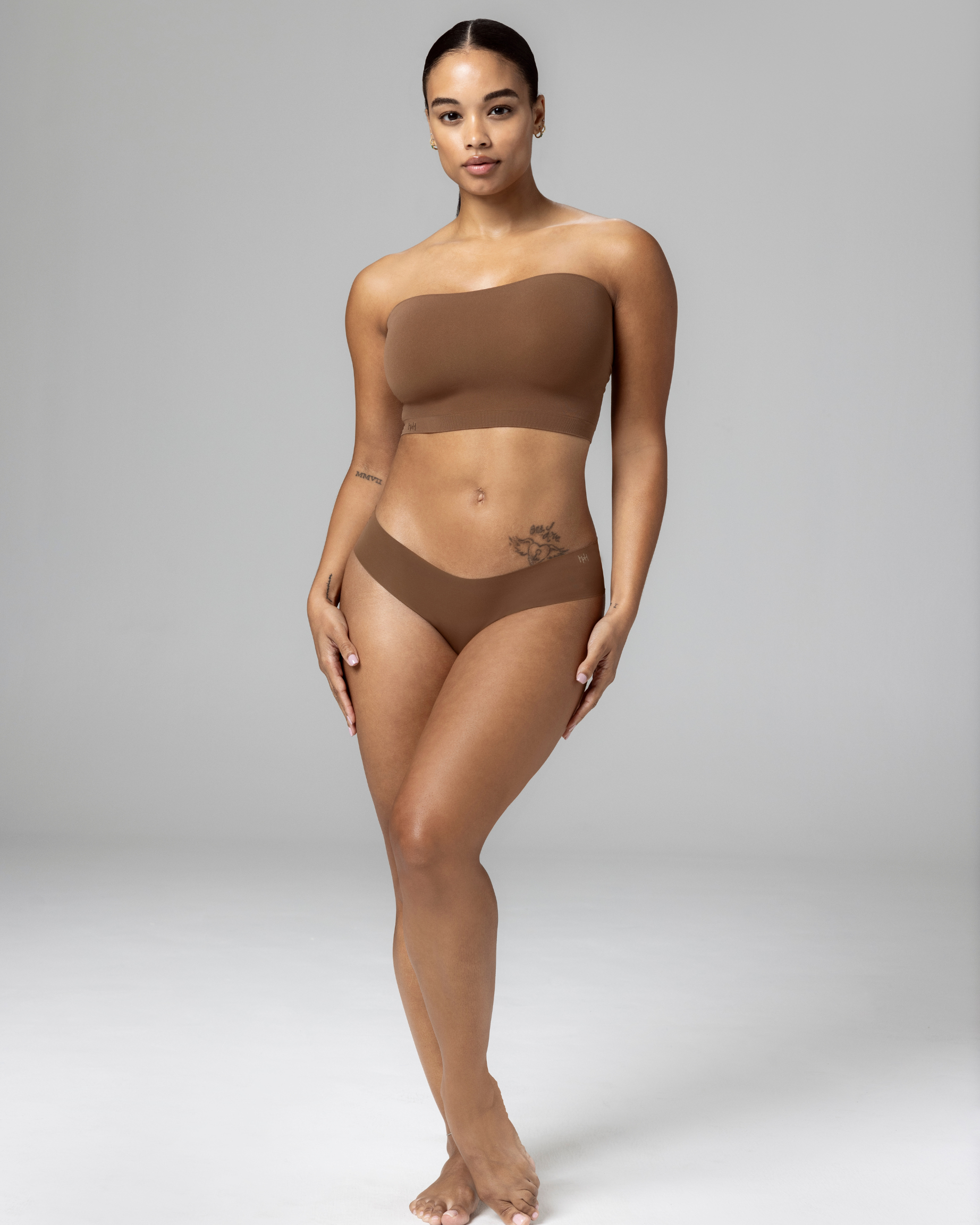 BARE - BIKINI