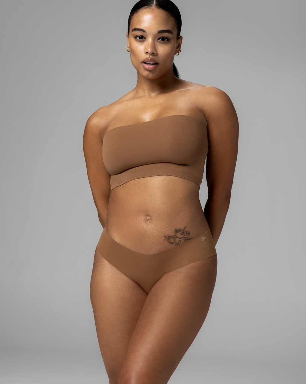 BARE - BIKINI