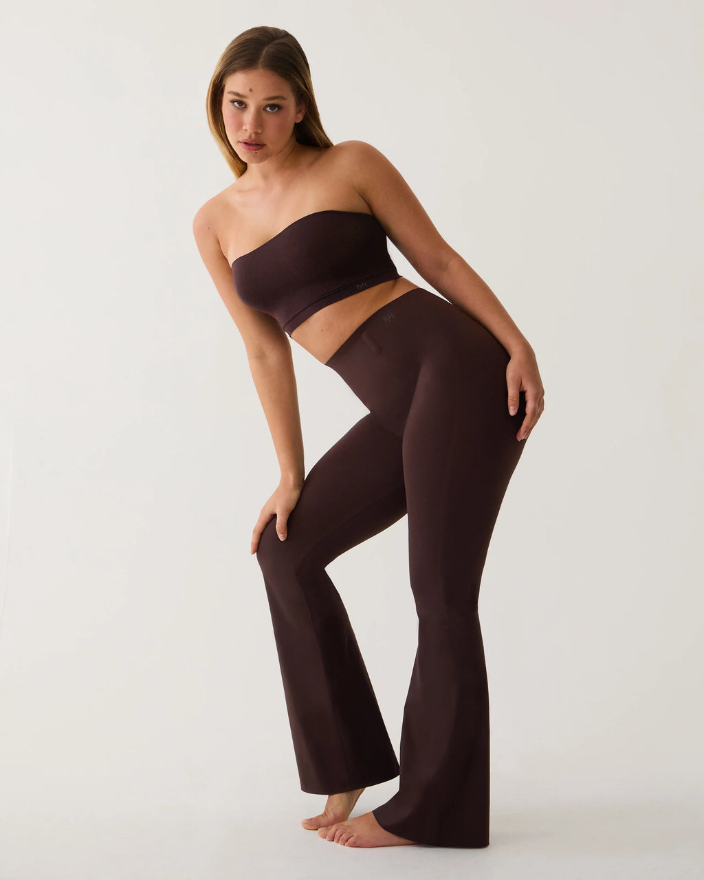 CONTOUR COMPRESSION BOOTCUT LEGGINGS