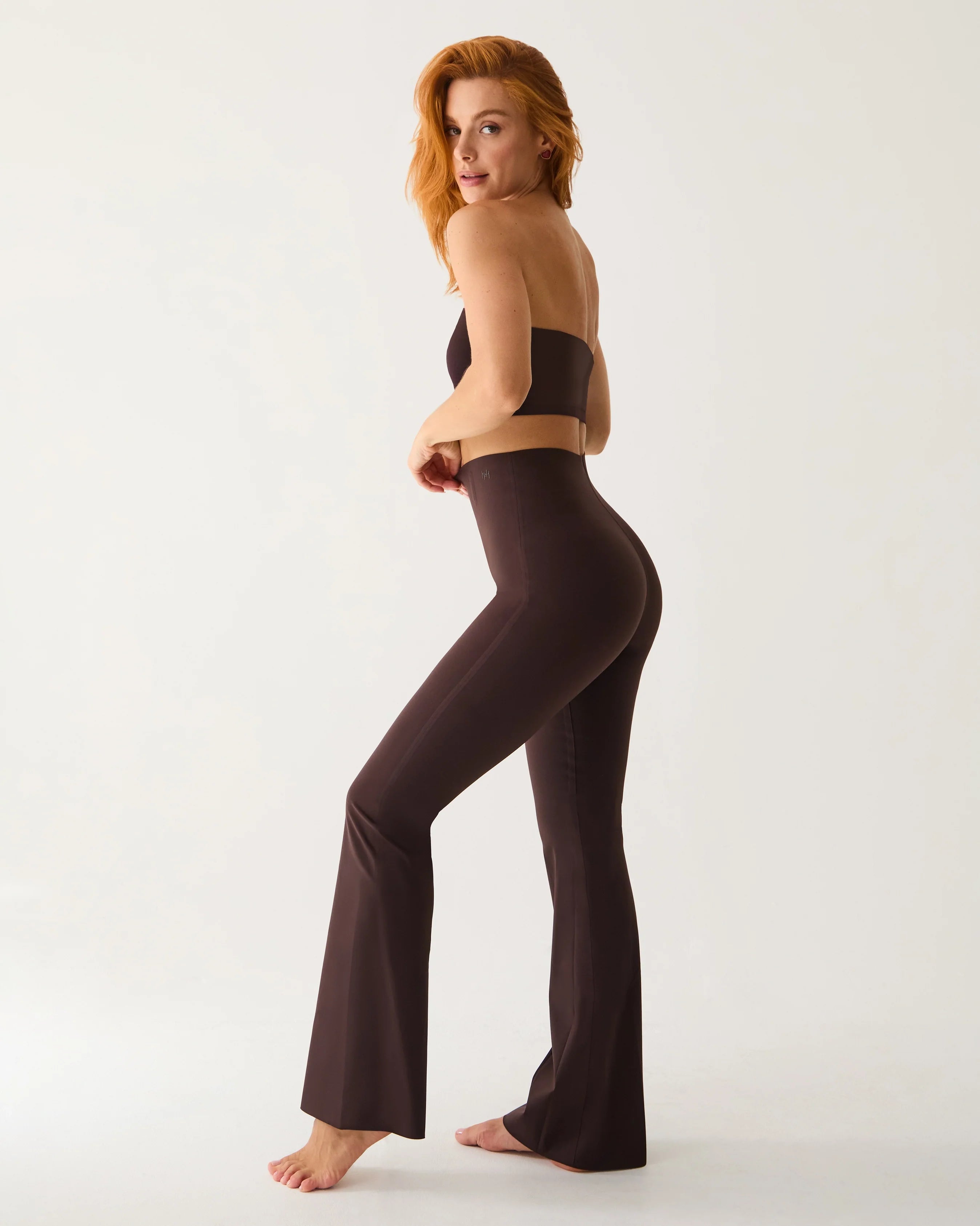 CONTOUR COMPRESSION BOOTCUT LEGGINGS