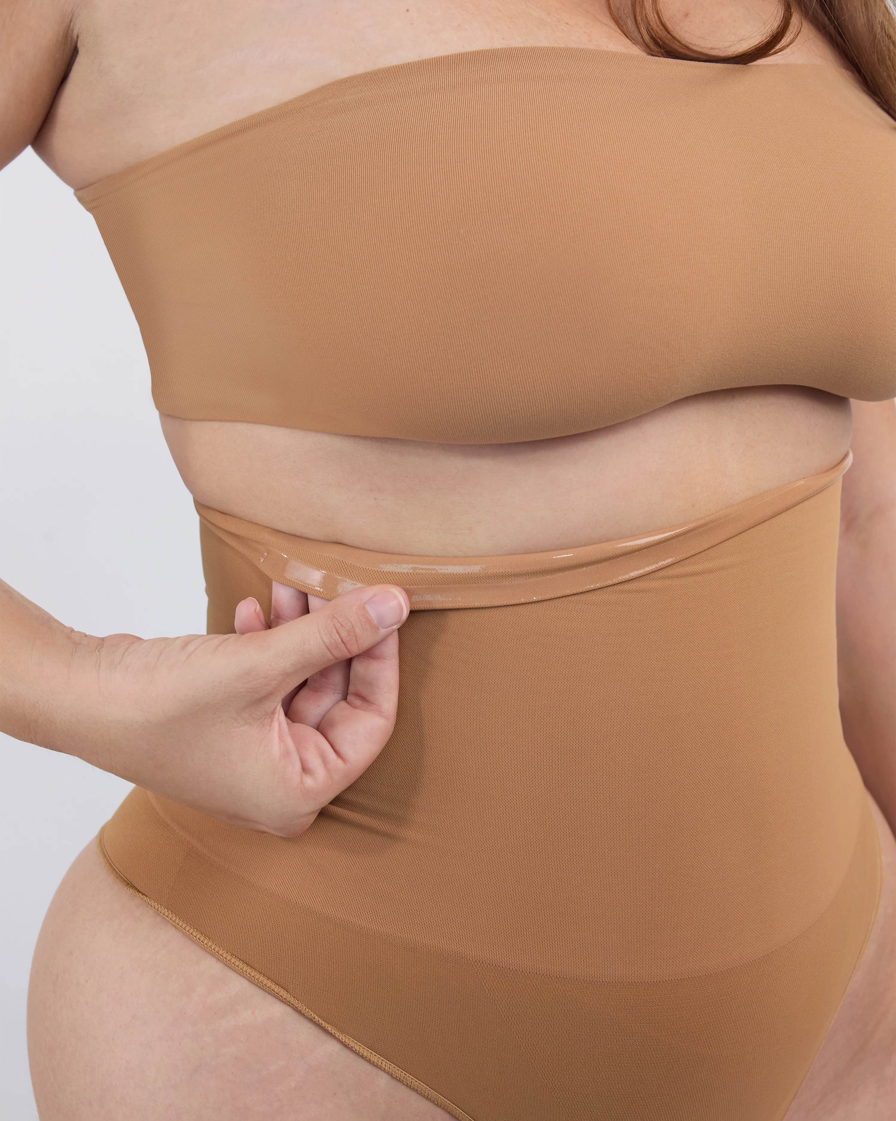 SCULPT SHAPING THONG