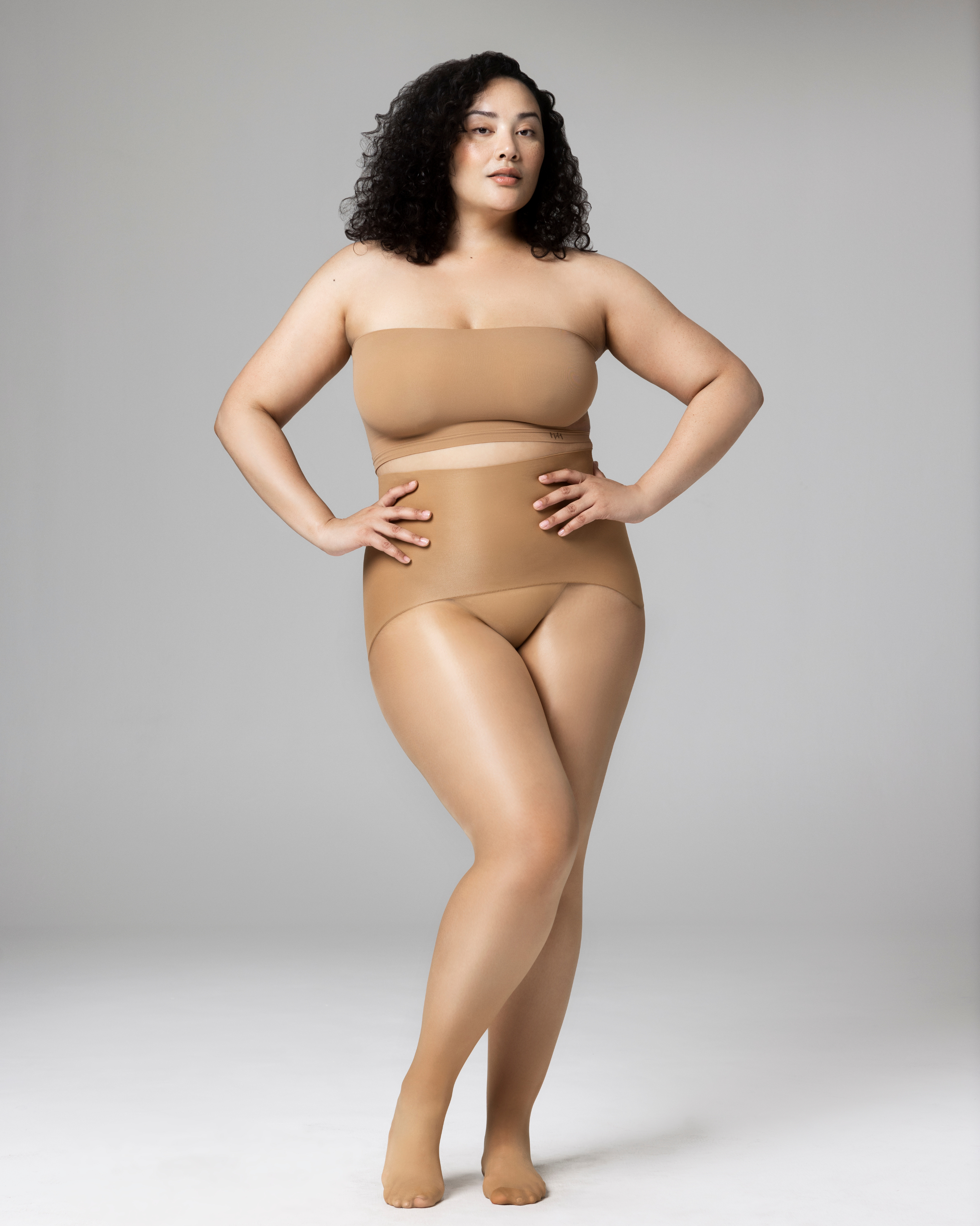 PLAY - FREE HUGGING SEAMLESS TIGHTS  - GLOSS