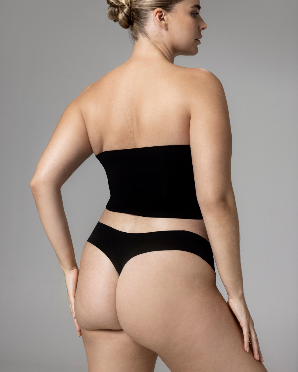 BARE - THONG