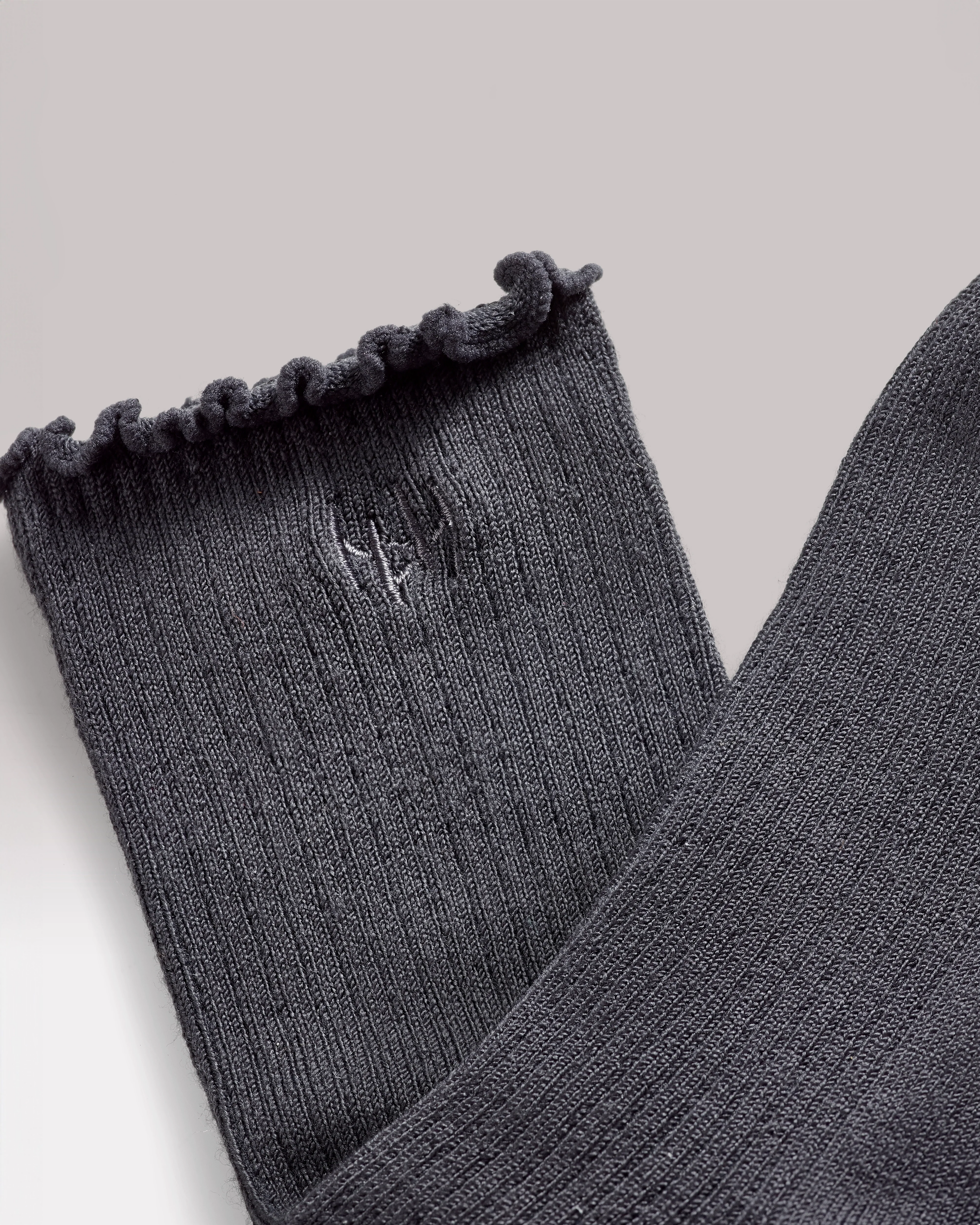 BOUNCE RIBBED FRILL