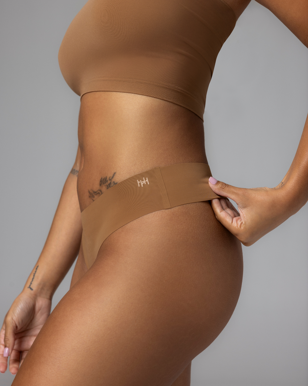 BARE - THONG