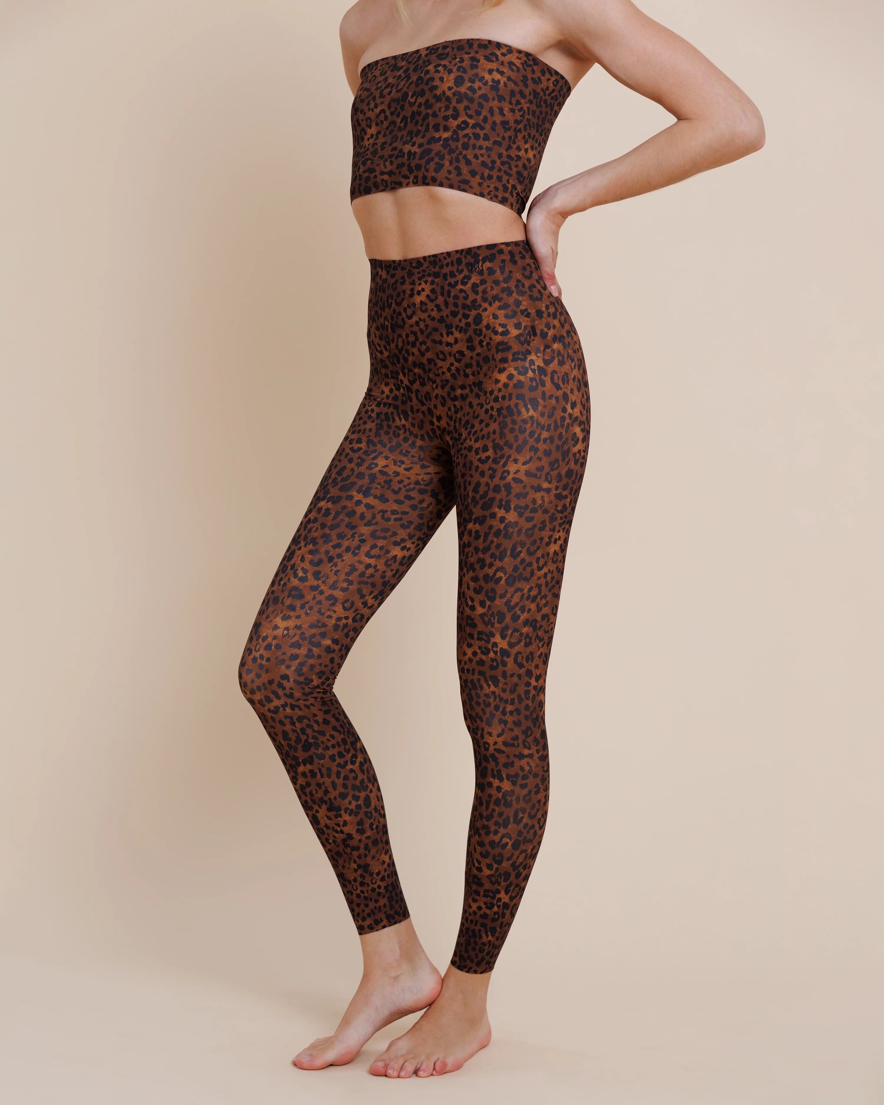 CONTOUR COMPRESSION SLIM LEGGINGS